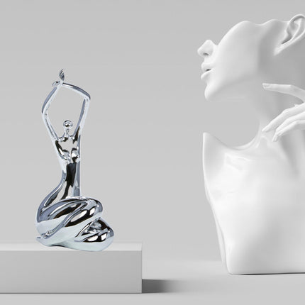 Elizabeth Sculpture // Small Chrome Sculpture [TriadCommerceInc]   